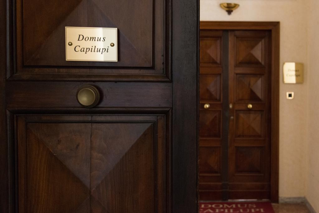 Bed and Breakfast Domus Capilupi Rzym Zewnętrze zdjęcie