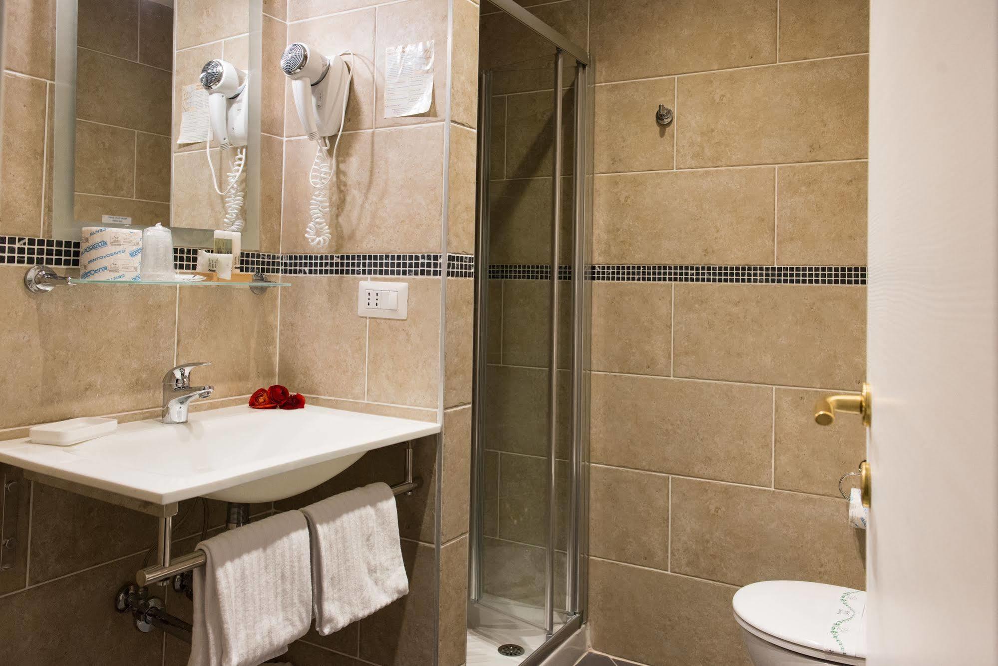 Bed and Breakfast Domus Capilupi Rzym Zewnętrze zdjęcie