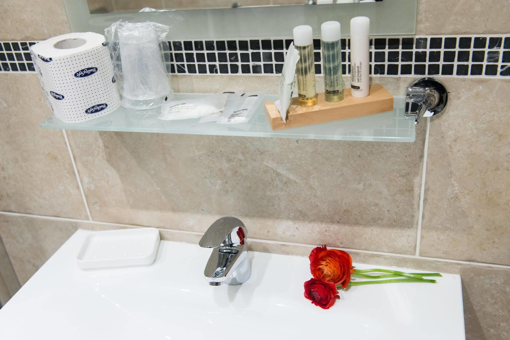 Bed and Breakfast Domus Capilupi Rzym Zewnętrze zdjęcie