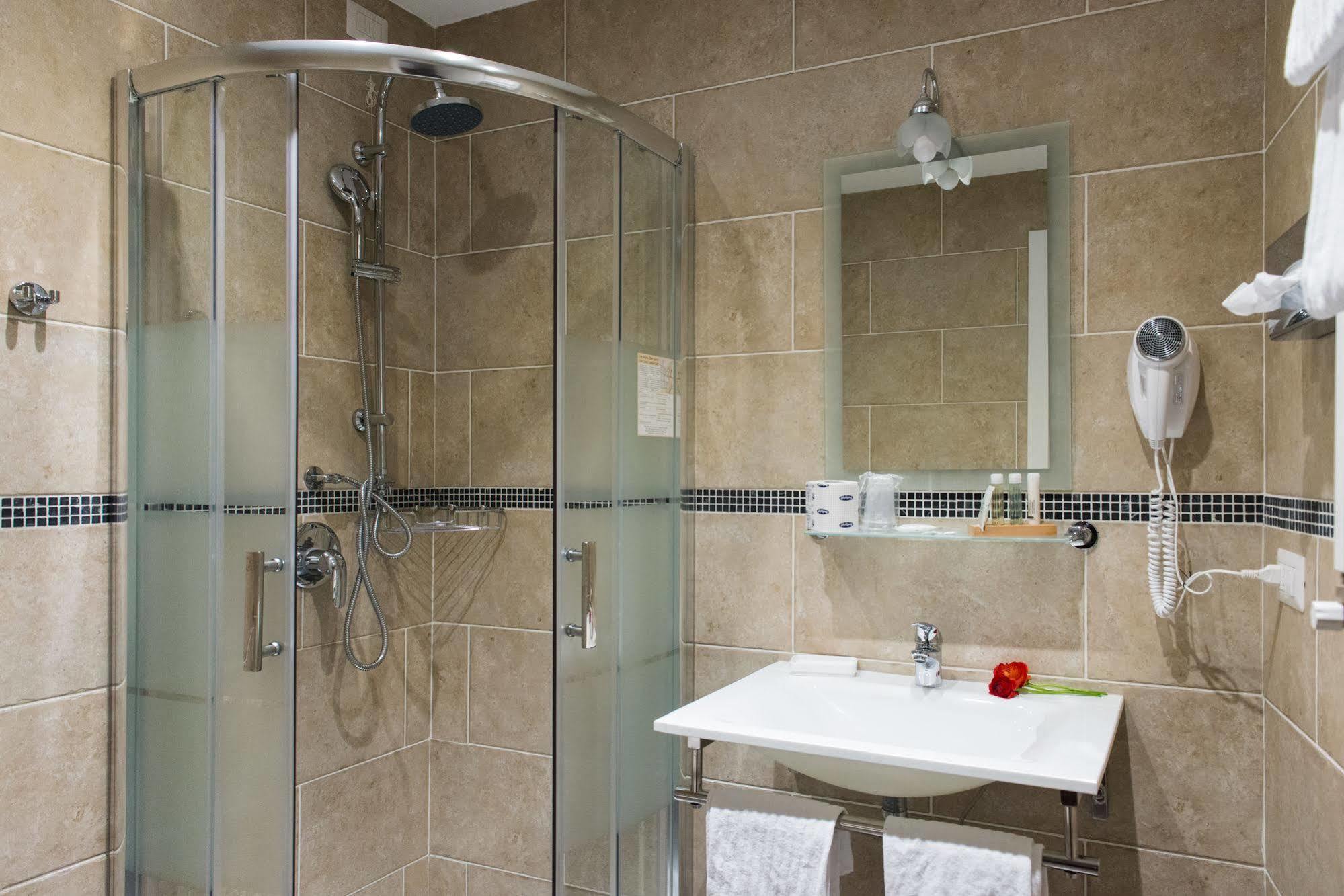 Bed and Breakfast Domus Capilupi Rzym Zewnętrze zdjęcie