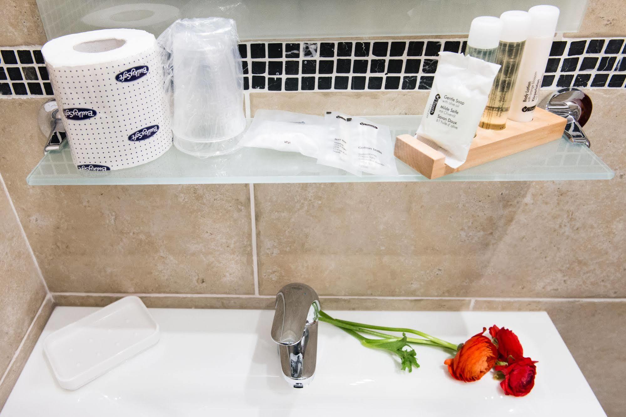 Bed and Breakfast Domus Capilupi Rzym Zewnętrze zdjęcie