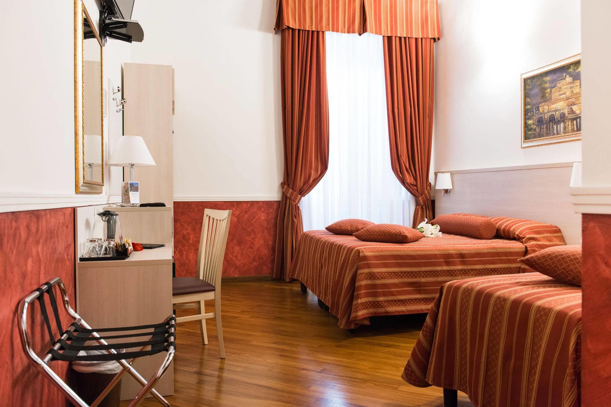 Bed and Breakfast Domus Capilupi Rzym Zewnętrze zdjęcie